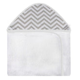 TOALHA COM CAPUZ ESTAMPADA - CHEVRON