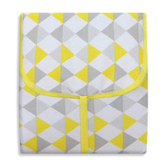 TROCADOR PORTÁTIL C/ BOLSOS - LOSANGO AMARELO