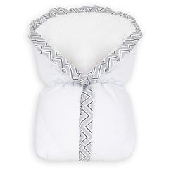 SACO DE BEBÊ - NERVURA CHEVRON MARINHO