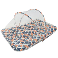 COLCHONETE PORTÁTIL C/ MOSQUETEIRO - LOSANGO MARINHO COM LARANJA