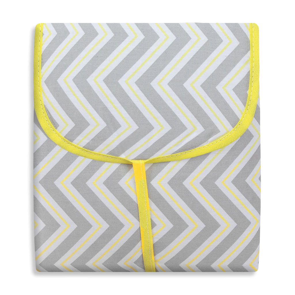 TROCADOR PORTÁTIL C/ BOLSOS - CHEVRON AMARELO