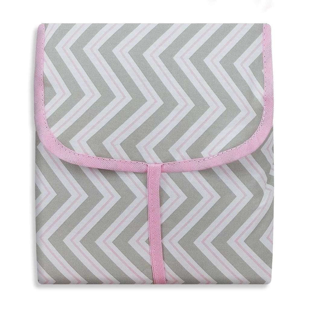 TROCADOR PORTÁTIL C/ BOLSOS - CHEVRON ROSA