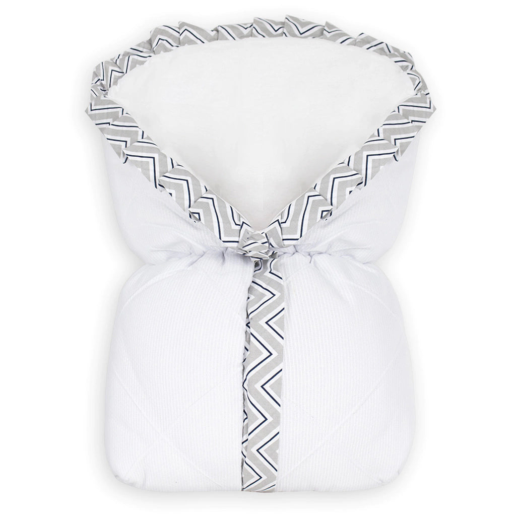 SACO DE BEBÊ - NERVURA CHEVRON MARINHO
